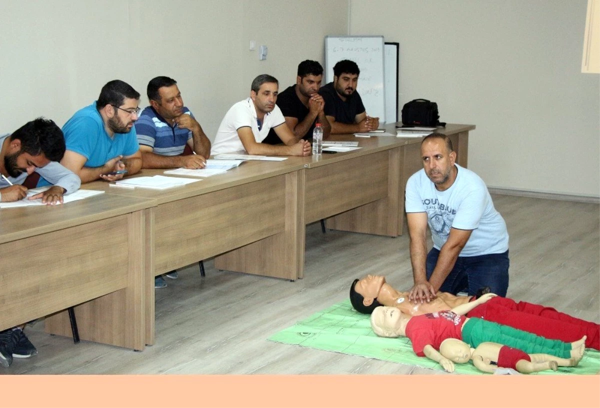 Mardin\'de Dicle Elektrik çalışanlarına sertifikalı ilk yardım eğitimi