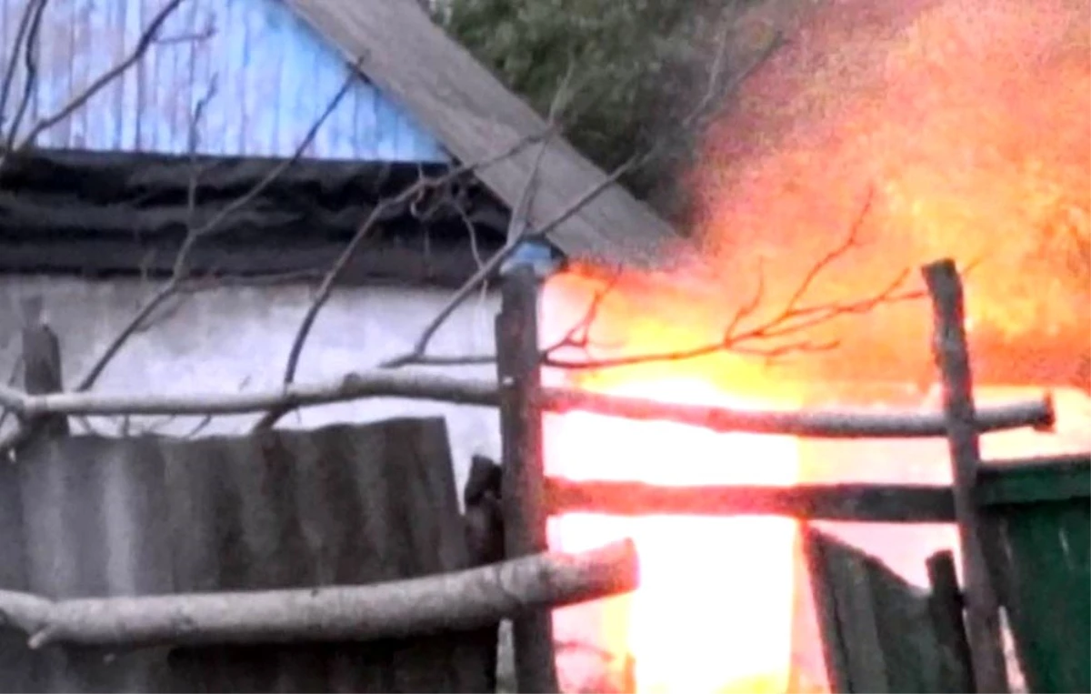 Rusya\'da evi basılan terörist, polise el bombası atıp ateş açtı