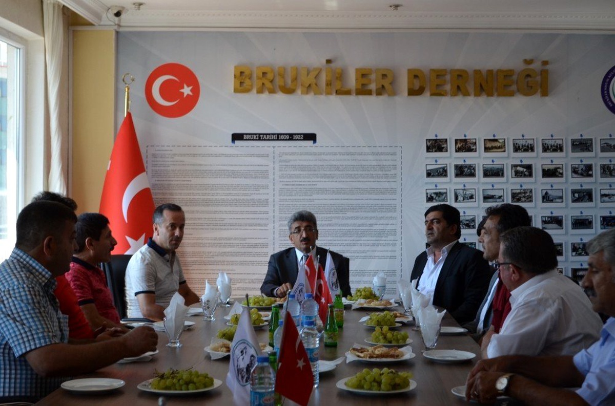 Vali Bilmez\'den Brukiler Derneğine ziyaret
