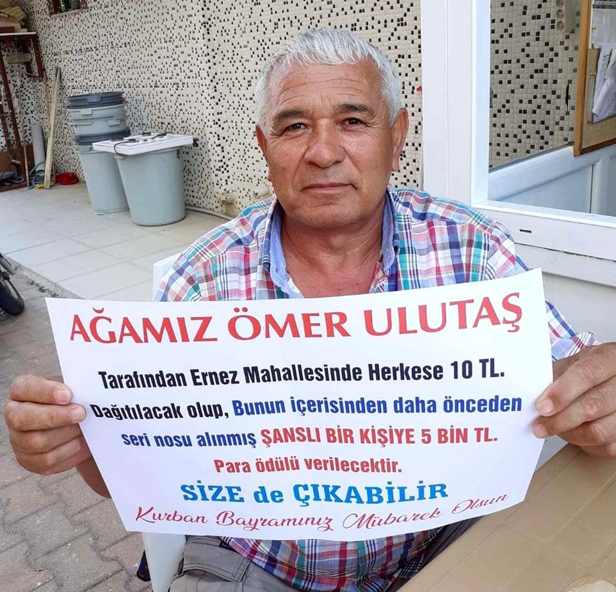 Arife günü mezarlık ziyaret edene para dağıtacak