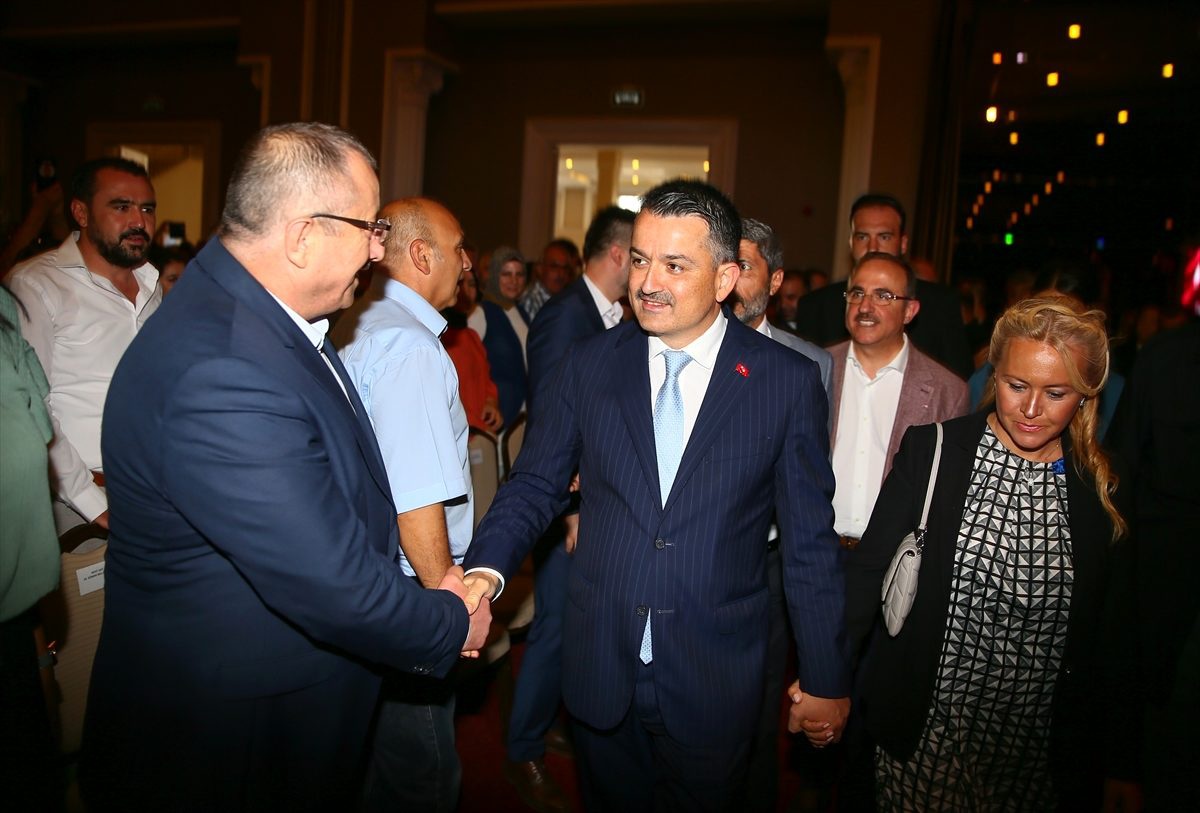 Bakan Pakdemirli\'den kurban kesimi uyarısı
