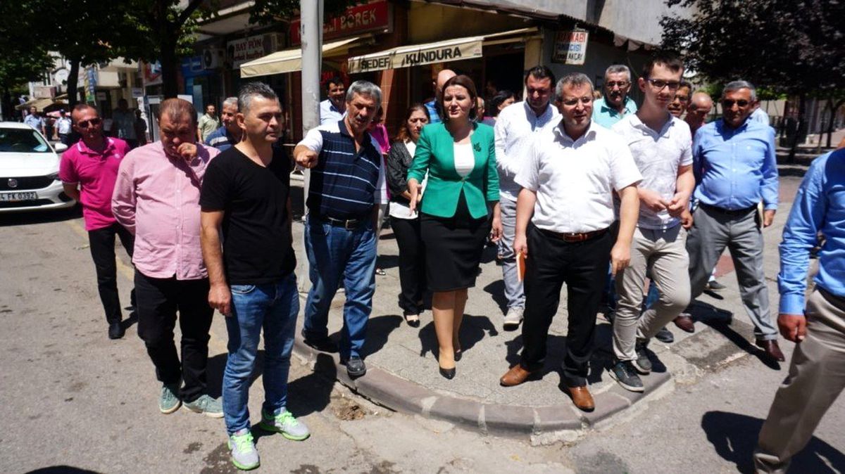 Başkan Hürriyet, Kadıköy Mahallesi\'nde vatandaşlarla buluştu