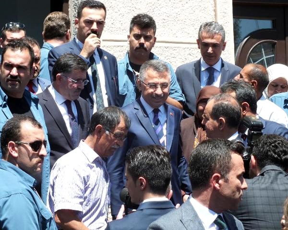 Fuat Oktay: Ankara-Sivas YHT hattını 2020\'de tamamlamayı arzu ediyoruz ediyor