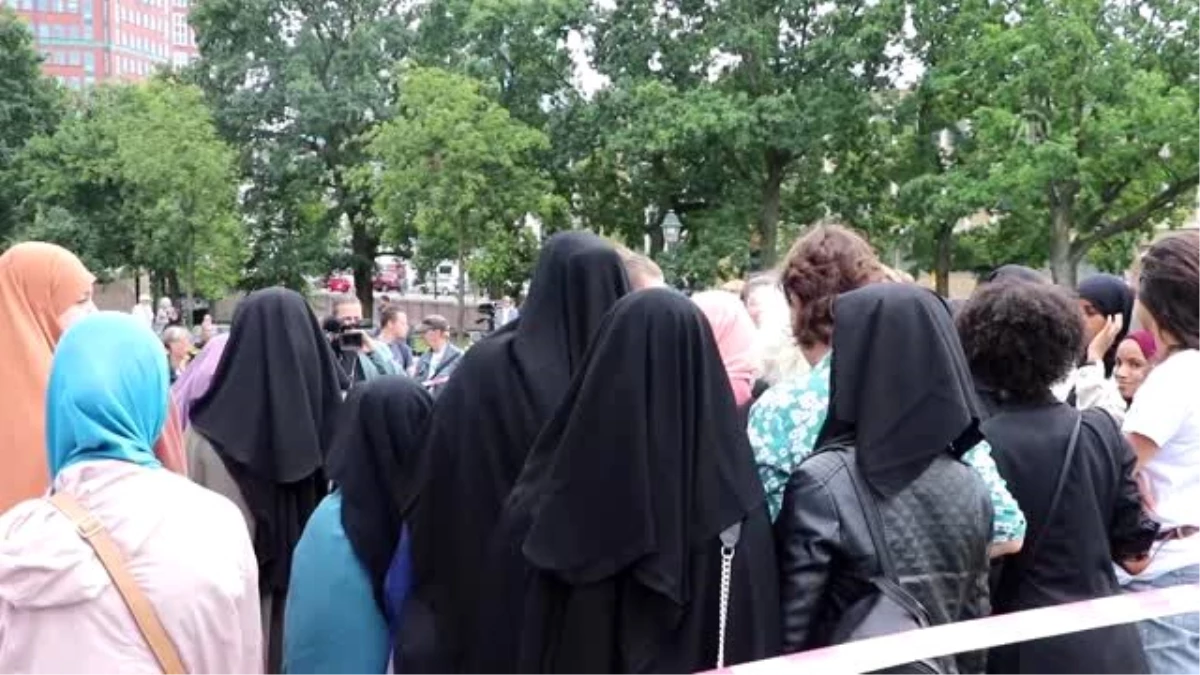 Hollanda\'da burka yasağı protestosu
