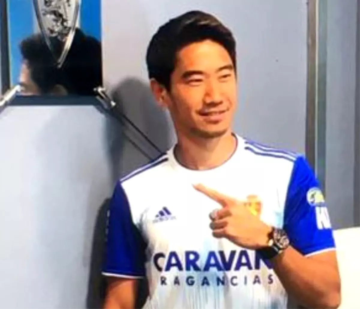 Kagawa, Real Zaragoza\'ya transfer oldu