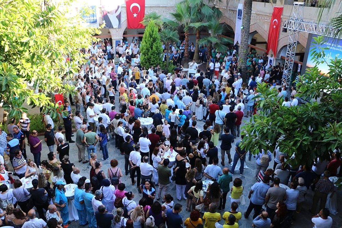 Kuşadası Belediyesi\'nde erken bayramlaşma