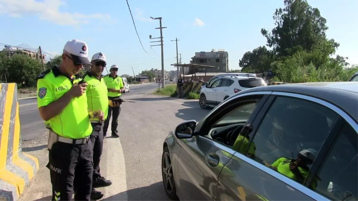 Polis ekiplerinden bayram öncesi trafik denetimi