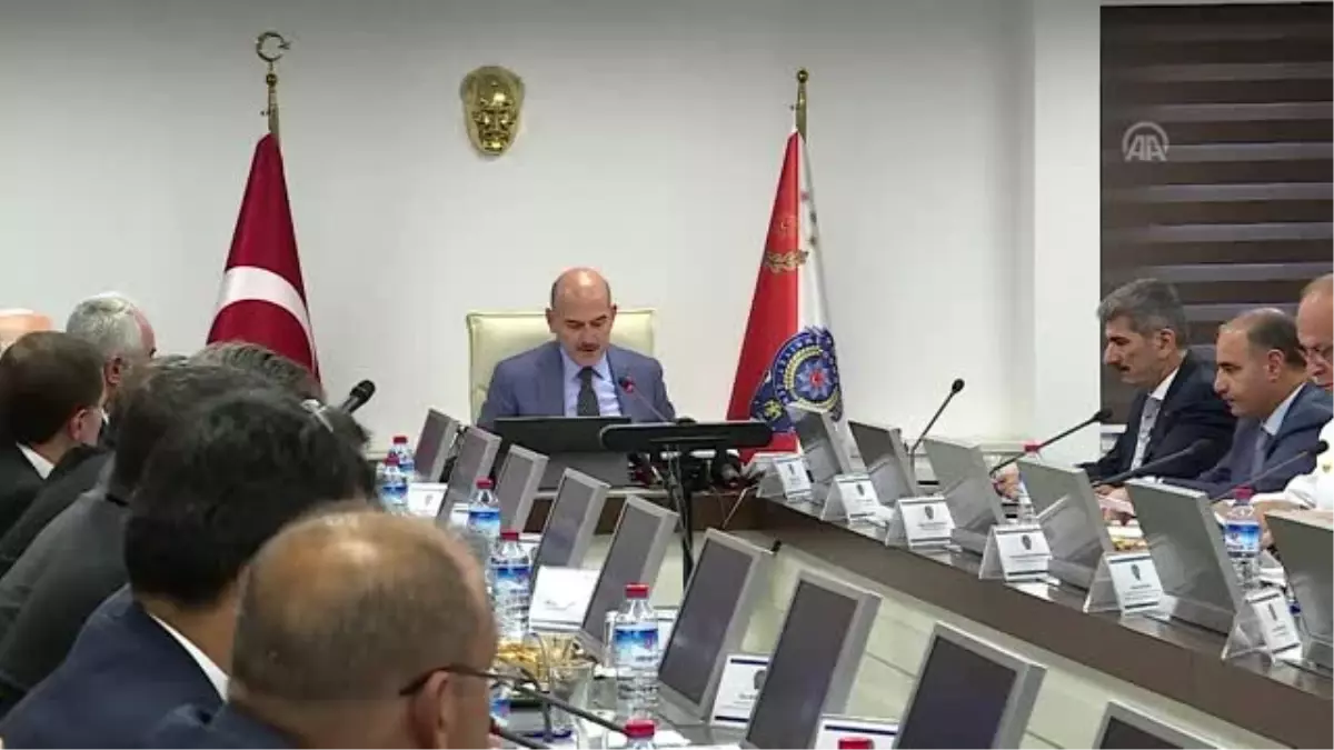 Soylu: "64 bin 269 trafik ekibi ve 116 bin 236 personel, bayram süresince görev yapacak"