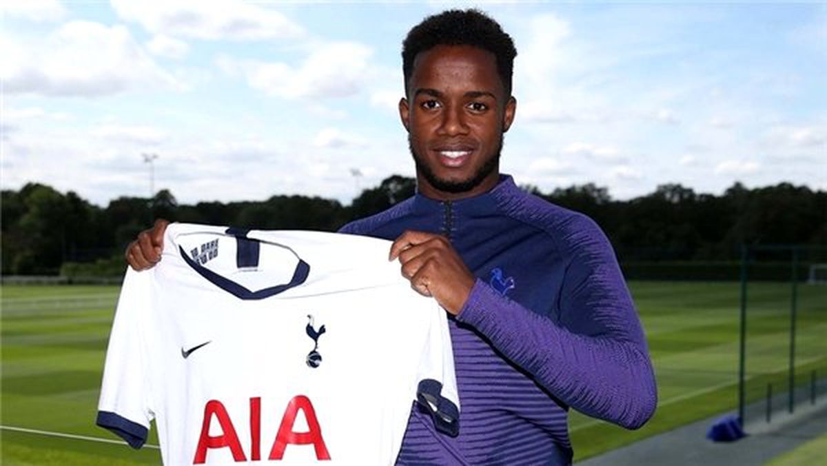 Tottenham, Ryan Sessegnon\'u renklerine bağladı!