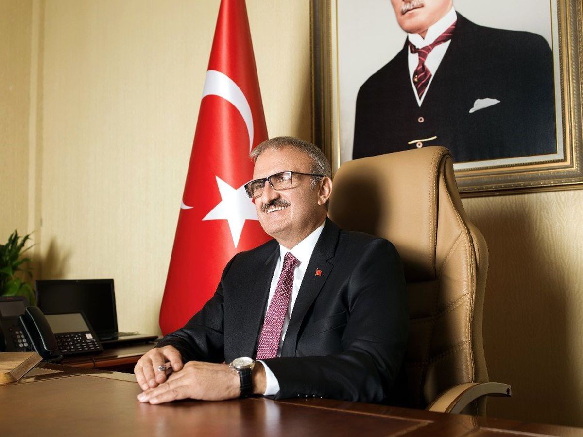 Vali Karaloğlu\'ndan bayram mesajı