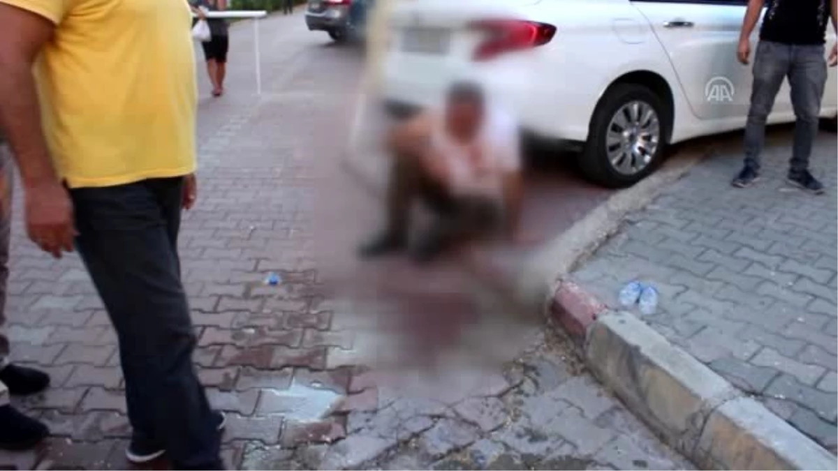 Adana\'da bıçaklı kavga: 2 yaralı