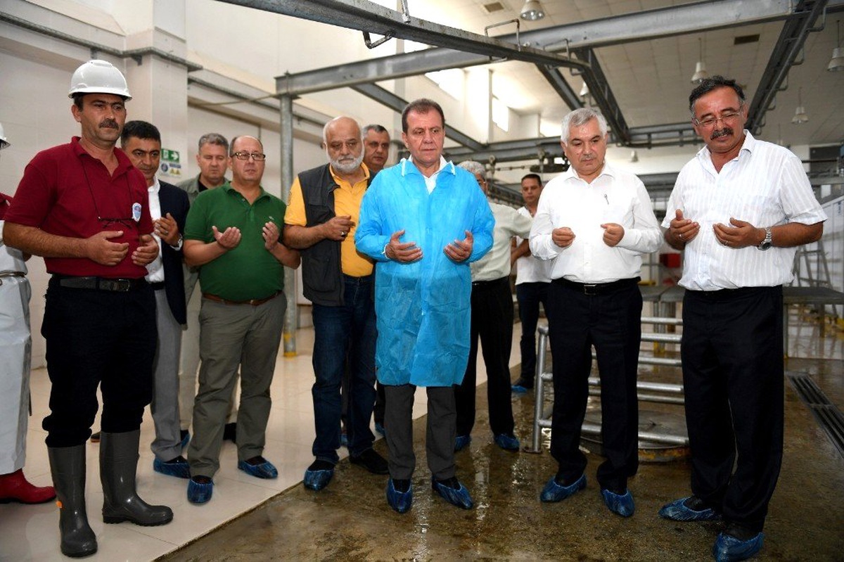 Başkan Seçer, şehitler anısına kurban kestirdi