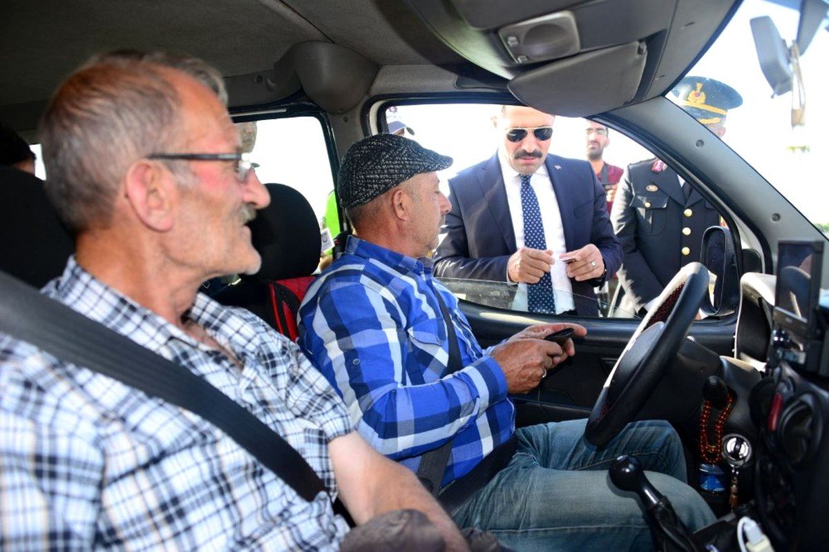 Bayram trafiğine vali denetimi