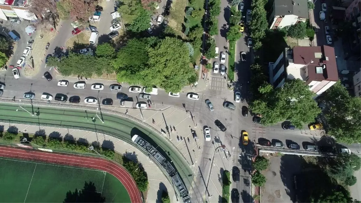 Doğu Kışla pazar alanı trafiğine yeni uygulama