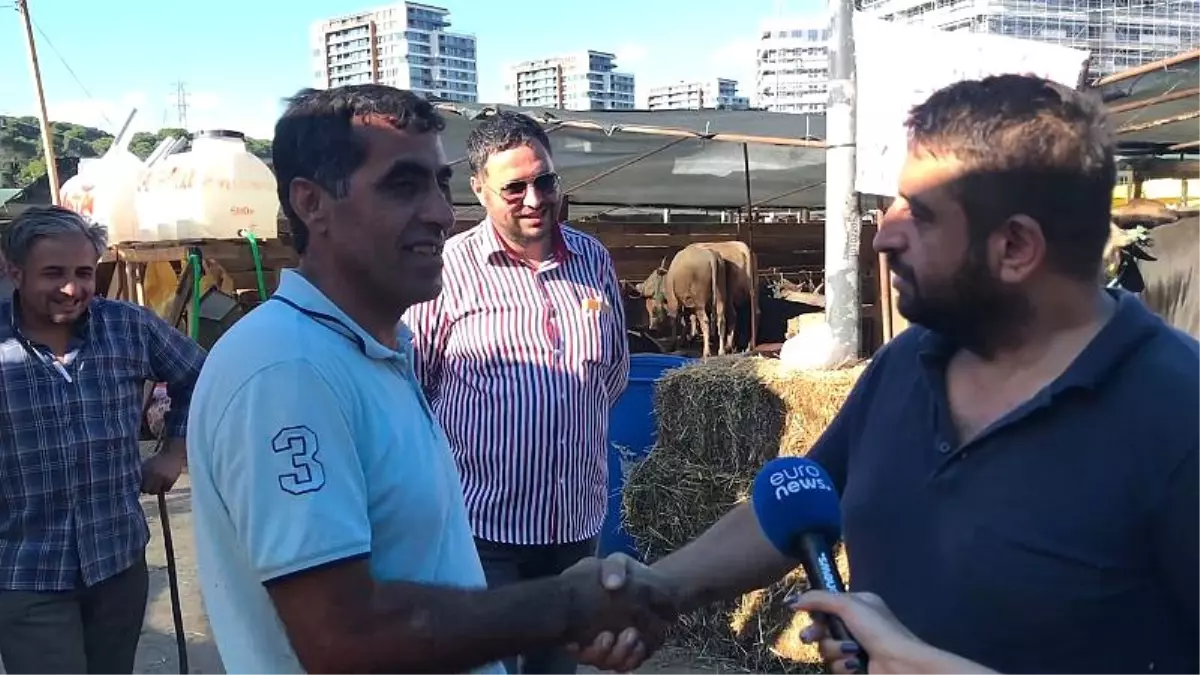 Ekonomik kriz tartışmalarının gölgesinde bayram pazarı: Alıcıya göre pahalı, satıcıya göre ucuz