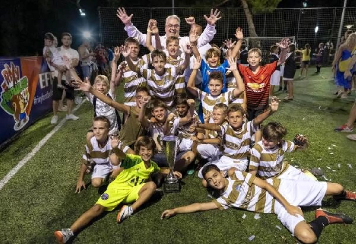 \'El Clasico\' ödüllü Rixy Futbol Turnuvası sona erdi