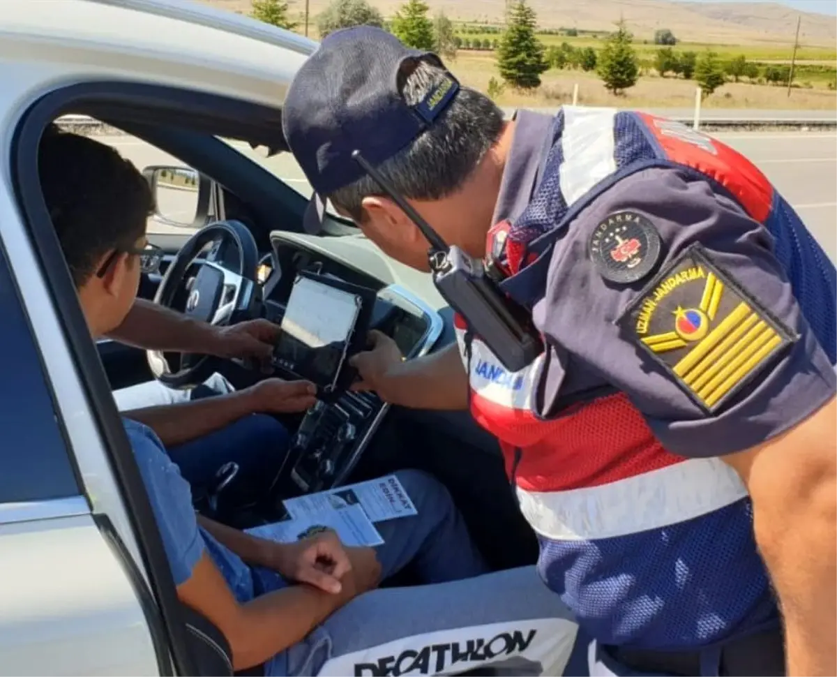 Jandarma trafik ekiplerinden Kurban Bayramı öncesi huzur denetimi