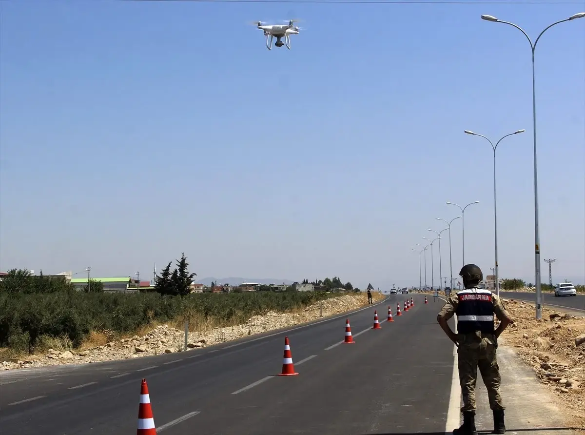 Jandarmadan "drone" ile trafik denetimi