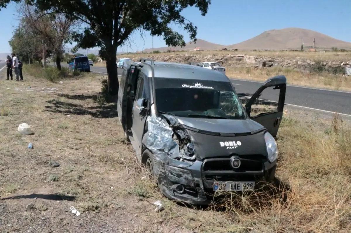 Kayseri\'de trafik kazası: 7 yaralı