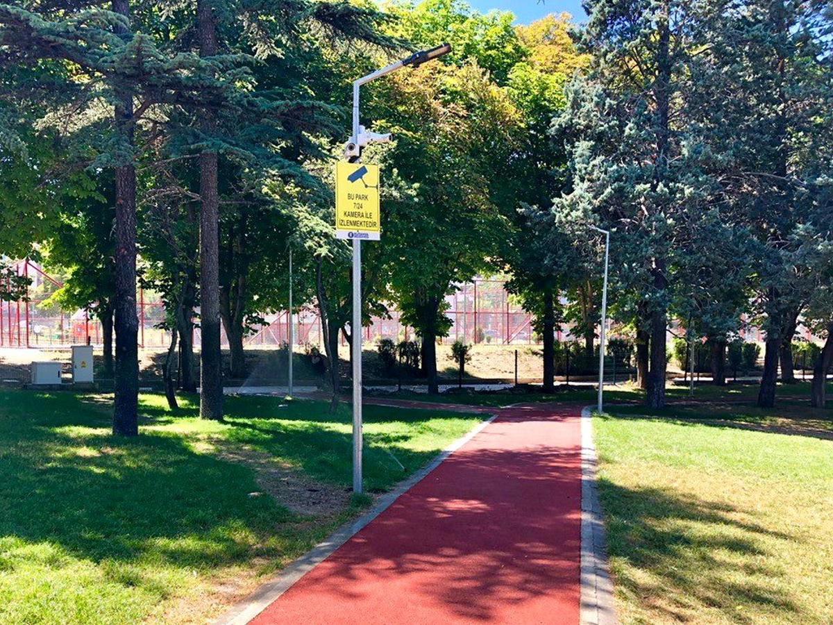 Kütahya\'da parklara güvenlik kamerası