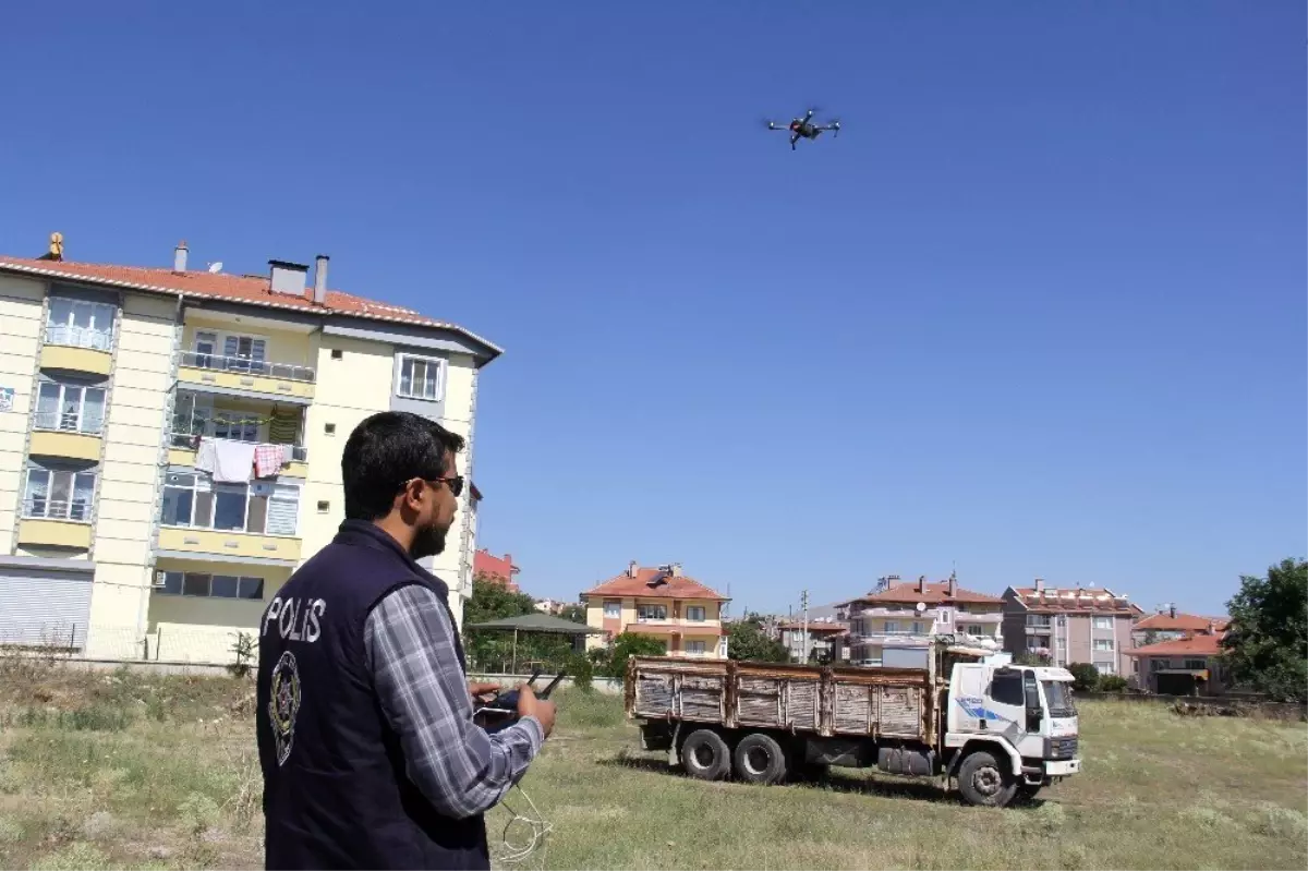 Şuhut\'ta Kurban Bayramı dolayısıyla droneli trafik denetimi