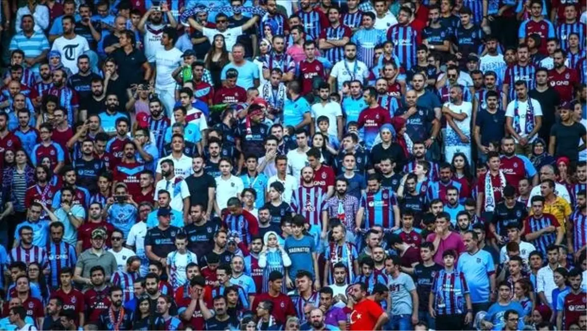 Trabzonspor\'un Sparta Prag rövanşının biletleri tükendi!