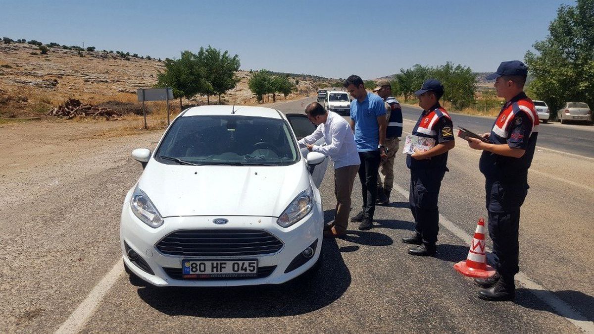 Yavuzeli\'nde trafik denetlemesi