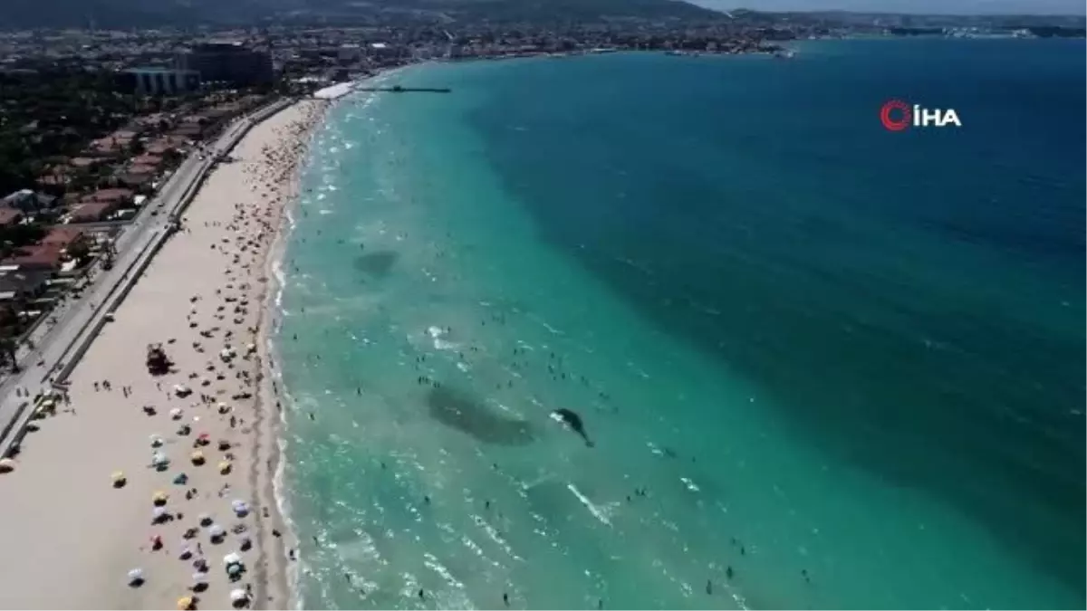 Çeşme\'de bayram sevinci...Plajlar havadan görüntülendi