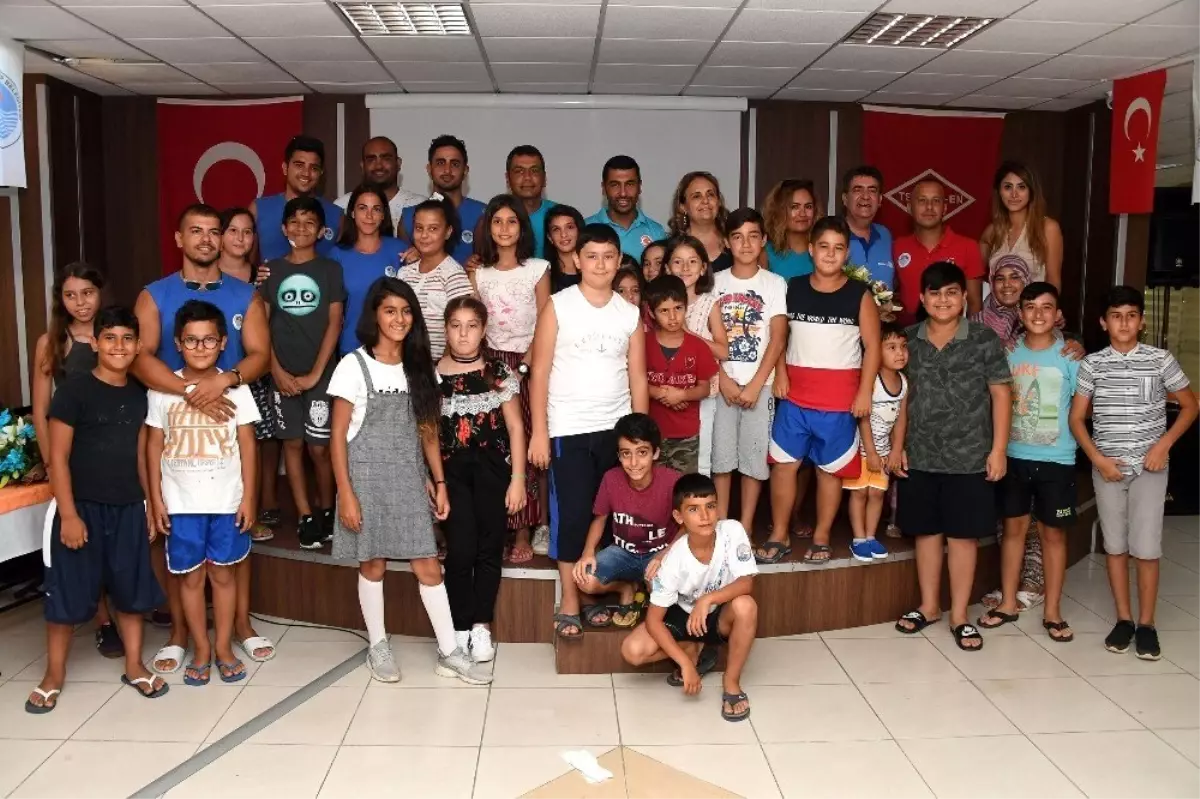 İhsaniye Mahallesindeki 40 çocuğa yüzme eğitimi verildi