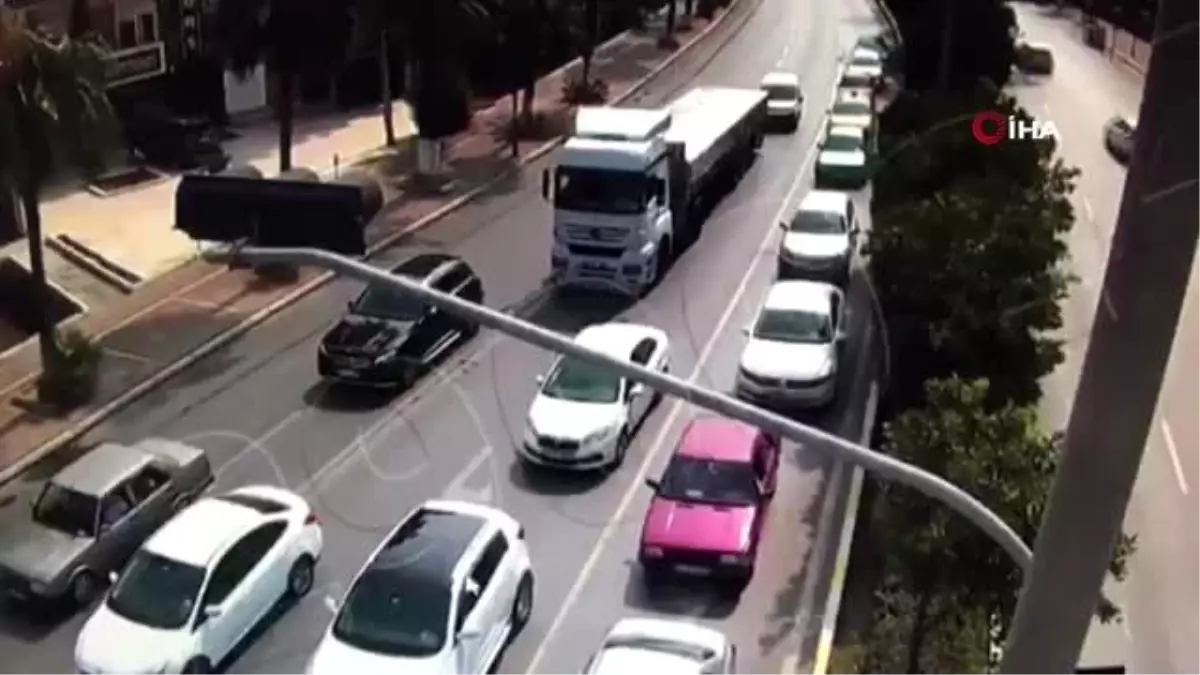Nakliye dolandırıcıları tarafından çalınan 27 ton şeker Mersin\'de bulundu