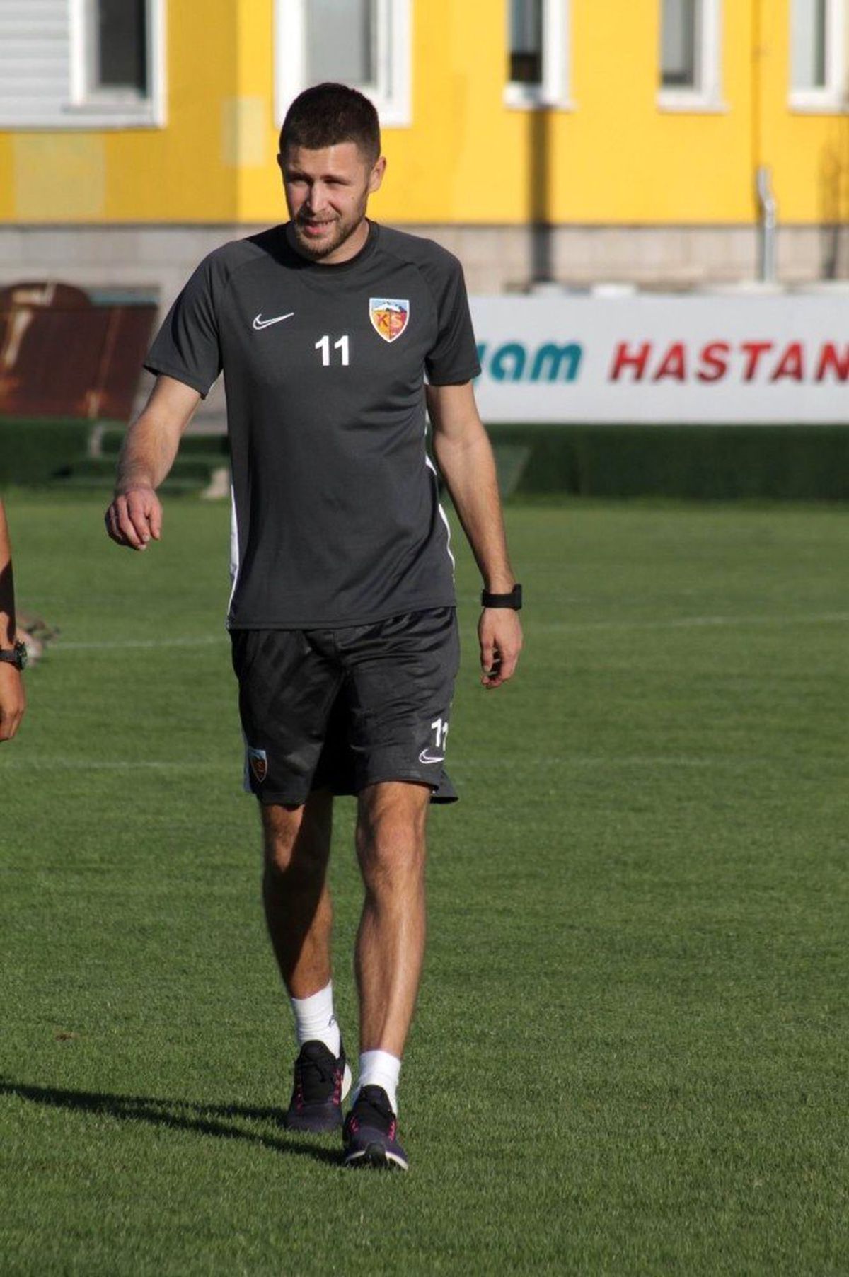 Artem\'den iyi haber var