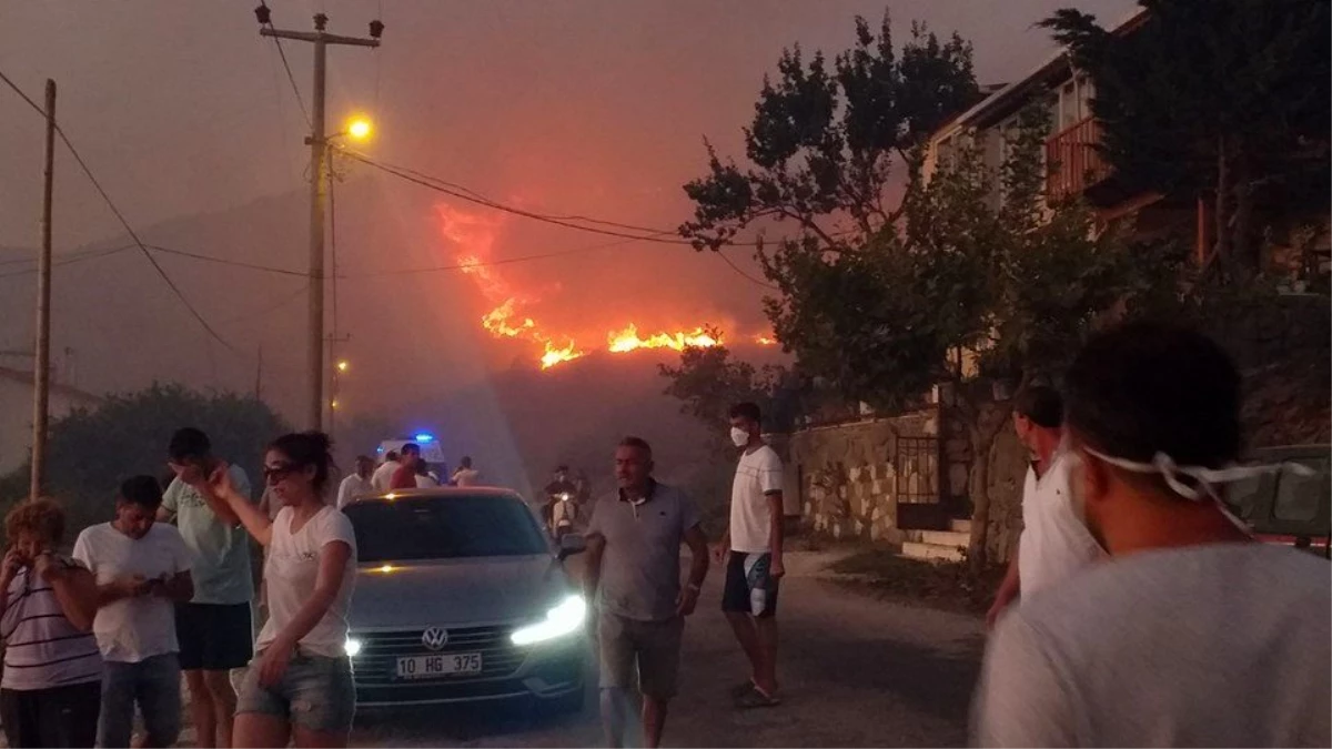 Marmara Adası\'ndaki yangın saatler sonra kontrol altına alındı! Bilançoyu belediye başkanı açıkladı