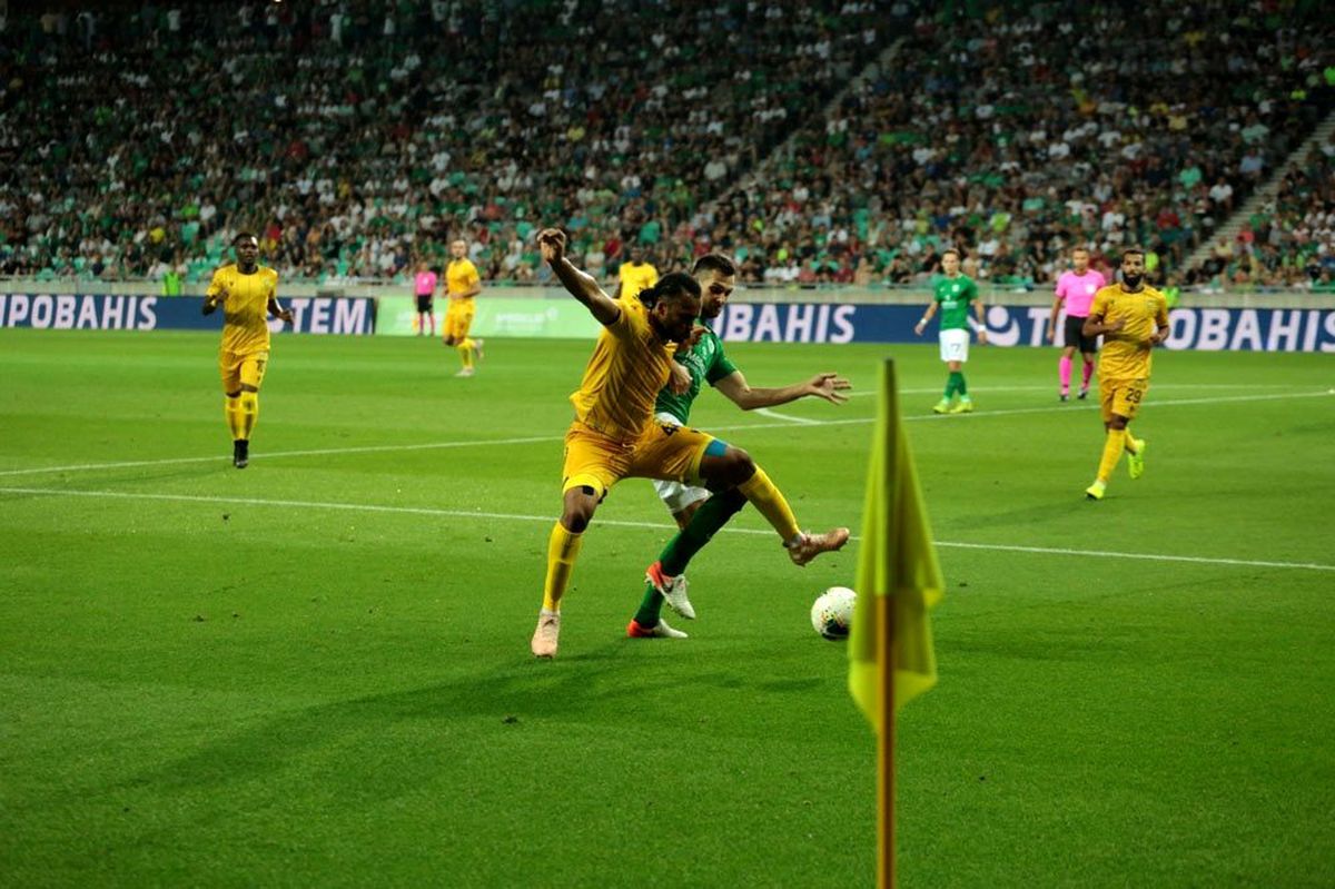 UEFA\'dan Partizan\'a 2 maç seyircisiz oynama cezası