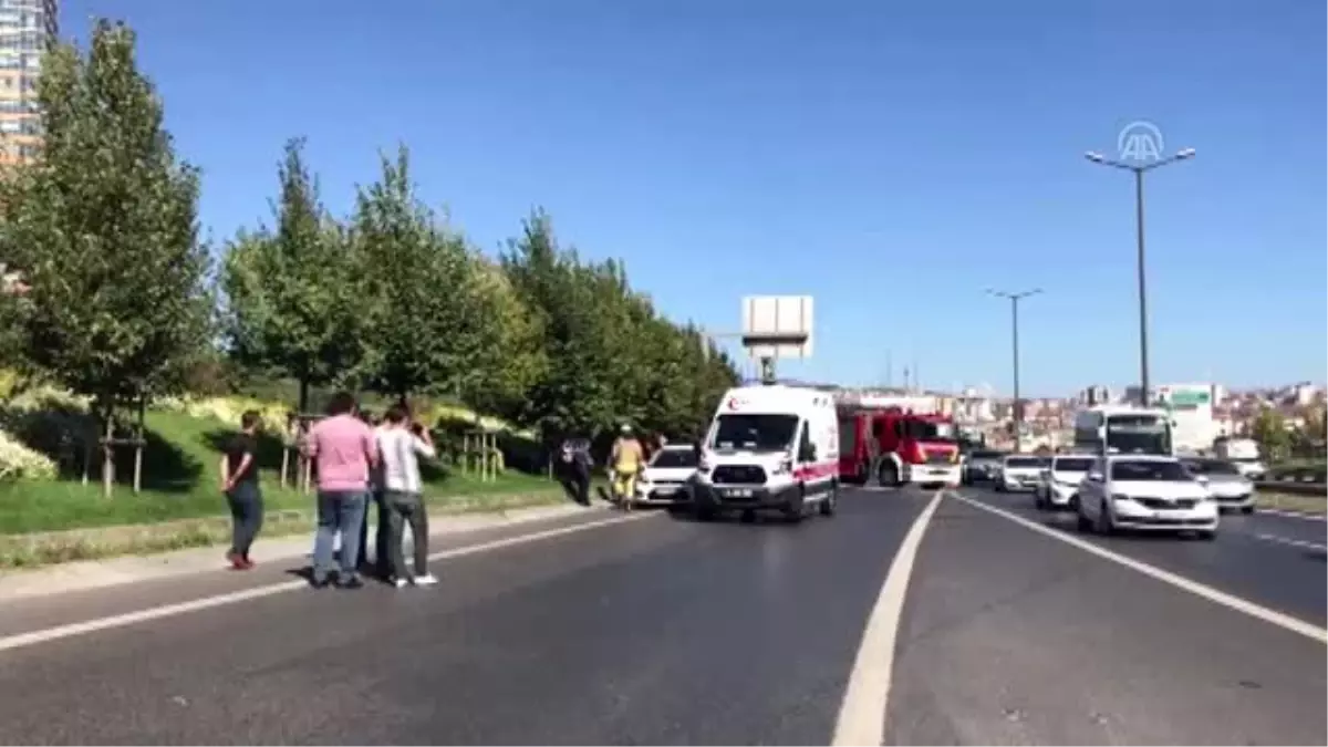 Ataşehir\'de trafik kazası