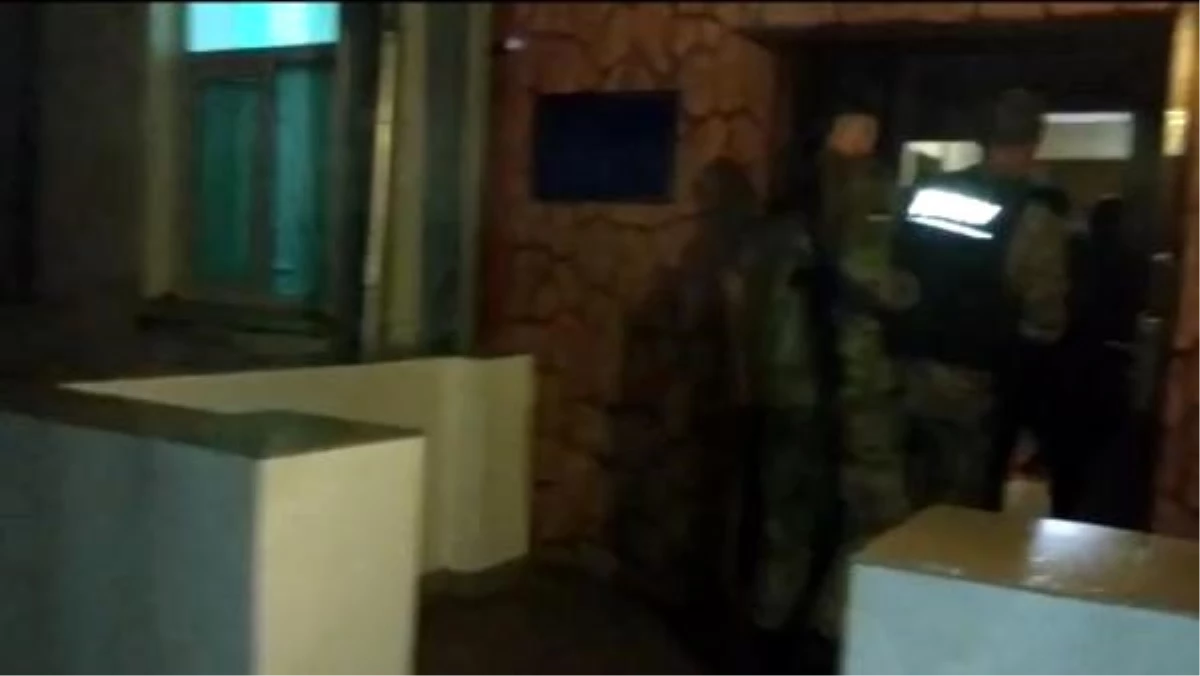 Ukrayna üzerinden AB\'ye kaçak girmeye çalışan beş Türk yakalandı