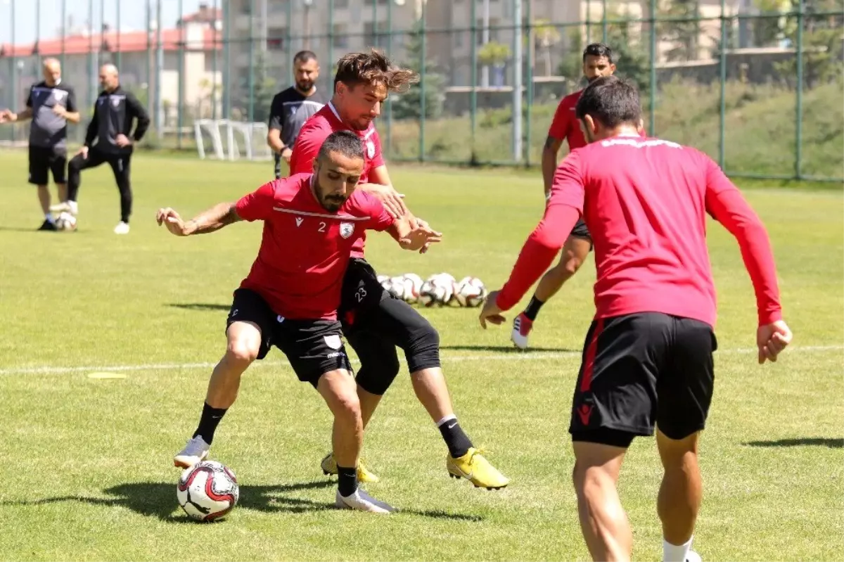 Samsunspor Erzurum kampındaki ilk antrenmanını yaptı