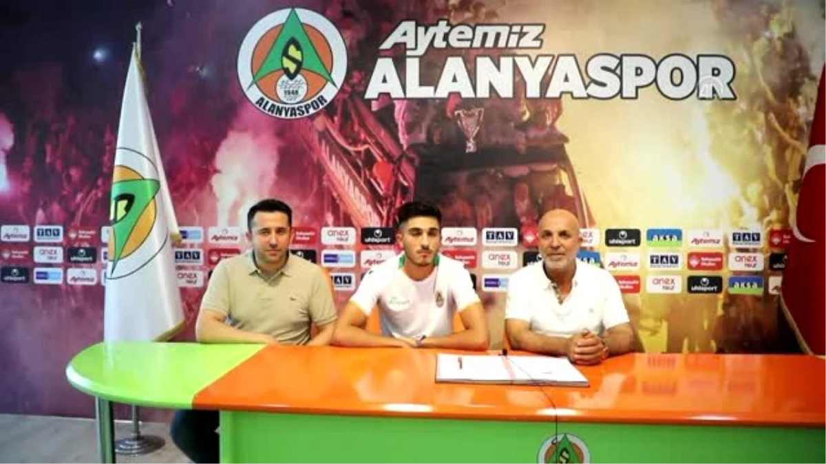 Alanyaspor\'da transfer