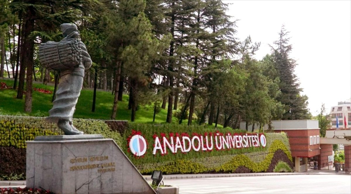 Anadolu Üniversitesi kayıtlarında "e-Devlet" dönemi