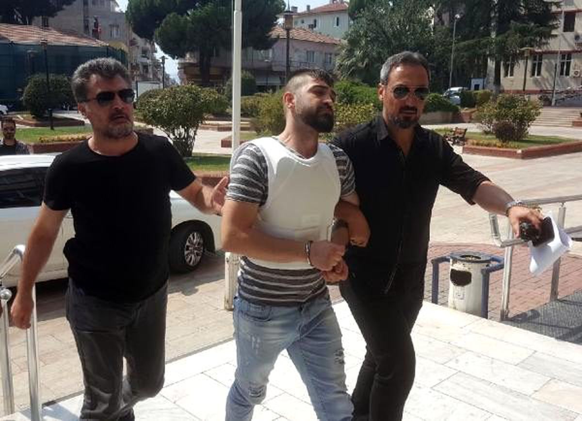 Arkadaşlık yaptığı genç kadını başkasıyla görünce dehşet saçtı: 2 ölü (2)