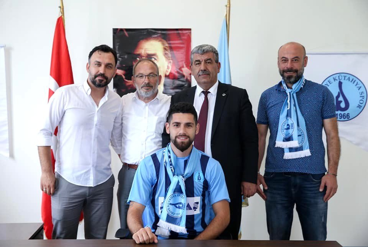 Belediye Kütahyaspor\'da Enes Nalbantoğlu yuvaya geri döndü