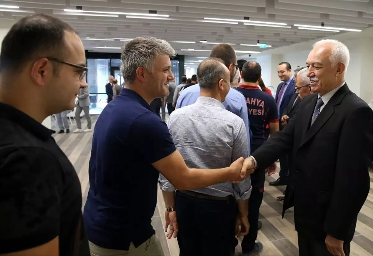 Belediye personeli bayramlaştı