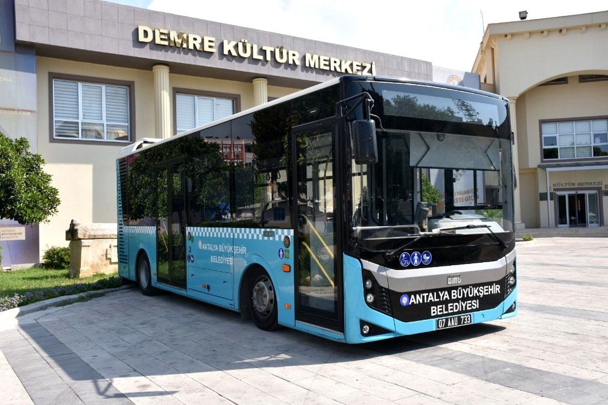 Demre\'ye saat başı otobüs seferi başladı