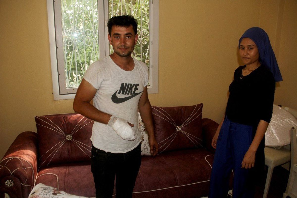 Düğüne 3 gün kala evleri yanan çifte yardım