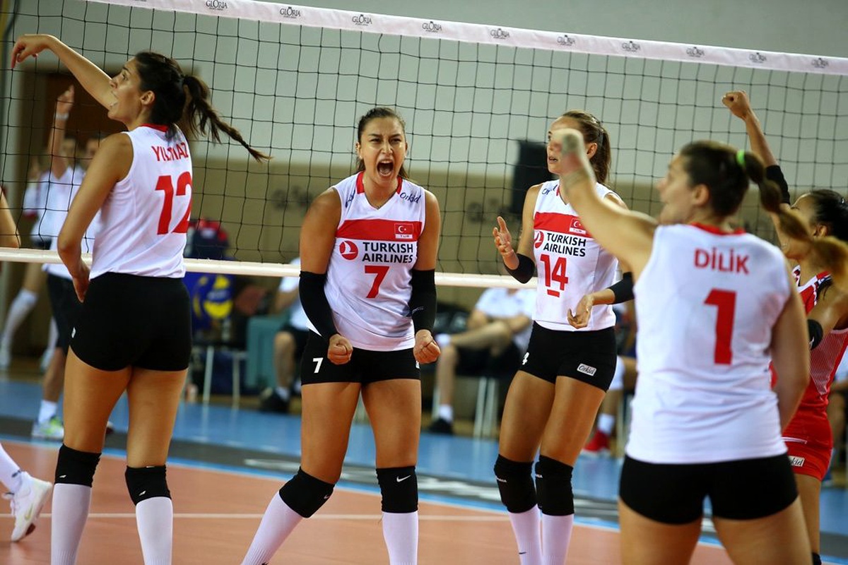 Filenin Sultanları, Gloria Cup\'a galibiyetle başladı