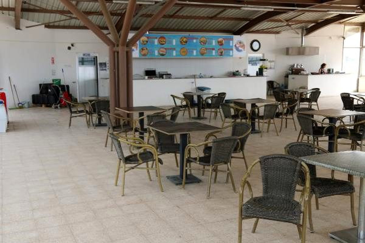 Gazinin darbedildiği kafe, çevik kuvvet ve zabıta eşliğinde kapatıldı (2)- Yeniden