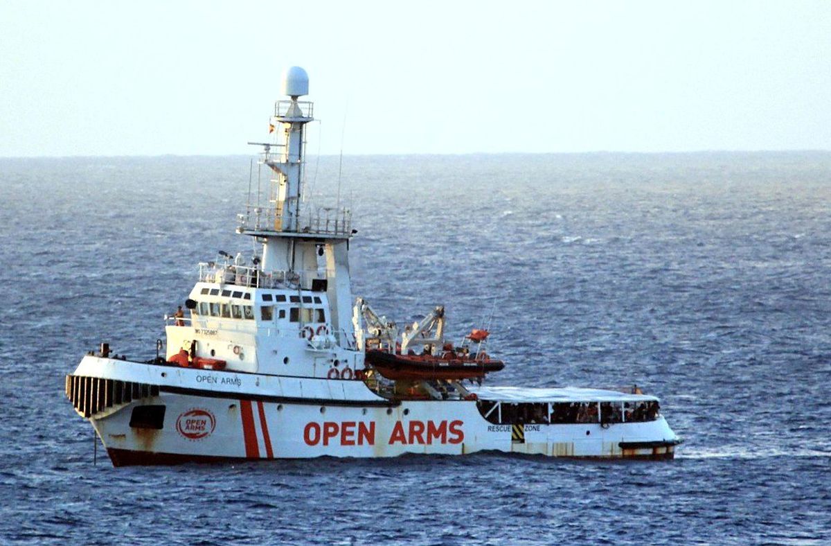 İspanya, Open Arms gemisindeki bazı göçmenleri kabul edecek