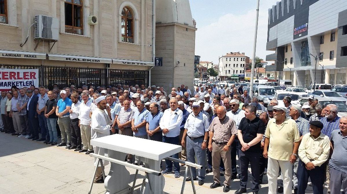 Konya\'dan kutsal topraklara giden yaşlı kadın hayatını kaybetti