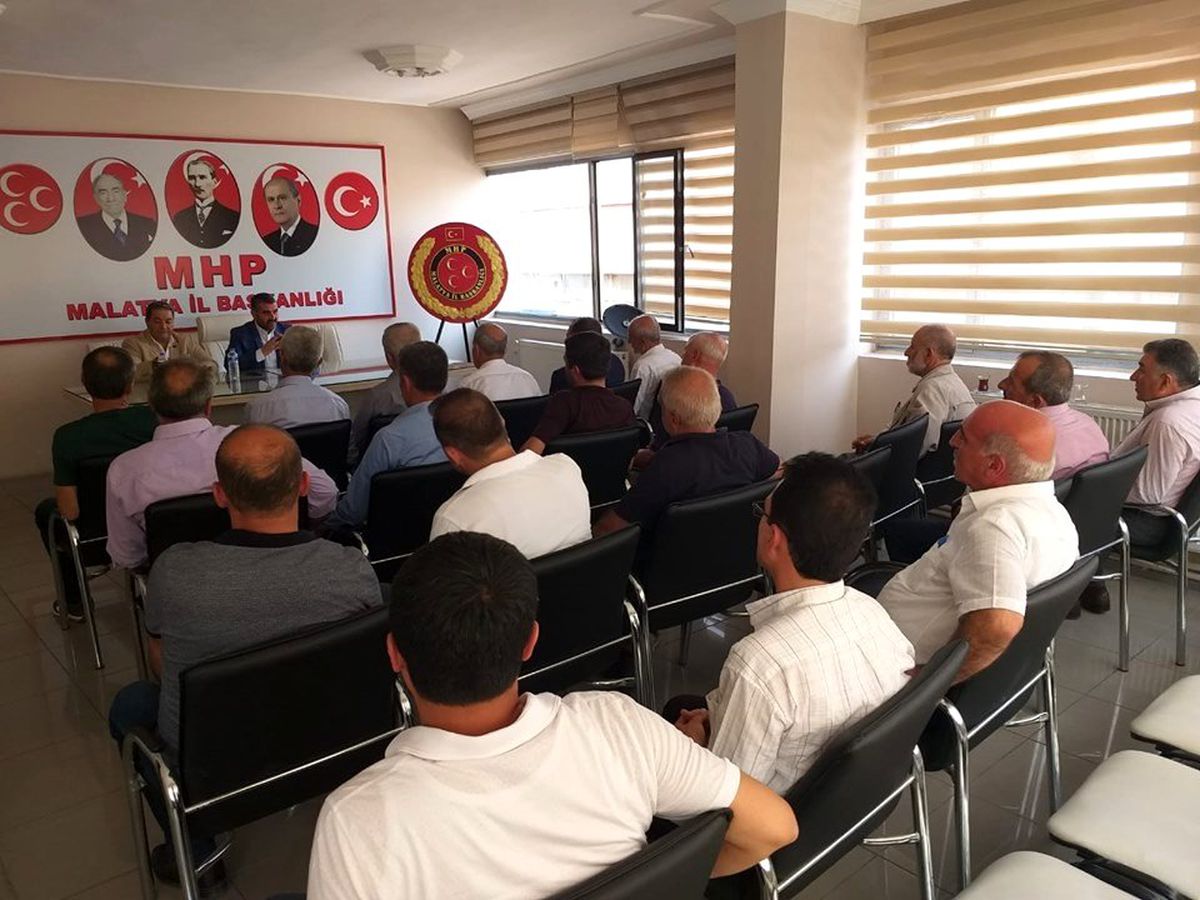 MHP\'de istişare toplantısı