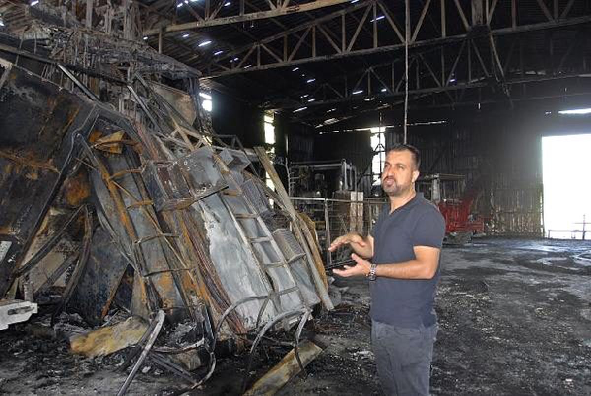 Parke taşı fabrikasında yangın