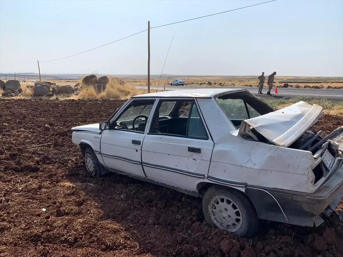 Şanlıurfa\'da otomobil devrildi: 5 yaralı